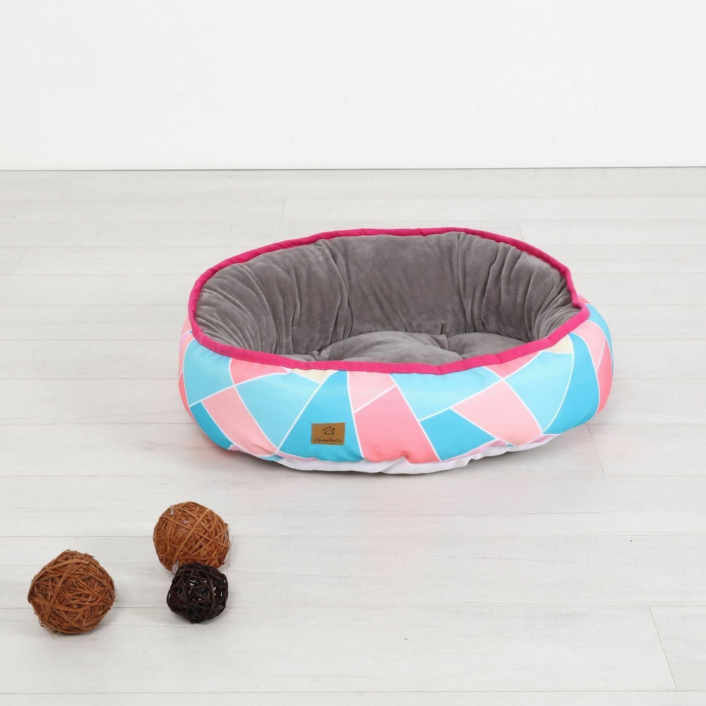 Charlie&#39;s Pet Funk Nest Bed Multi Triangle Small 45x56x15cm