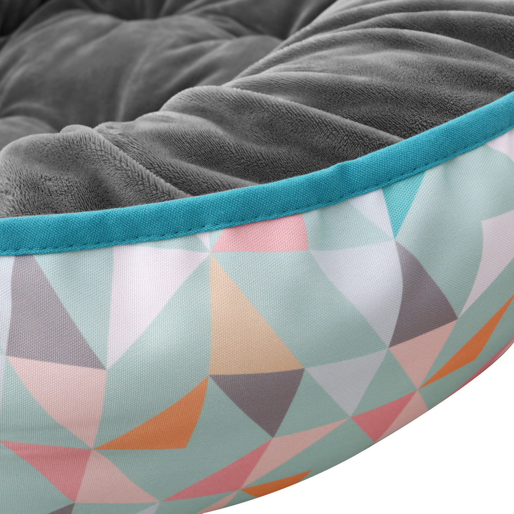 Charlie&#39;s Pet Funk Nest Bed Green Triangle Small 45x56x15cm