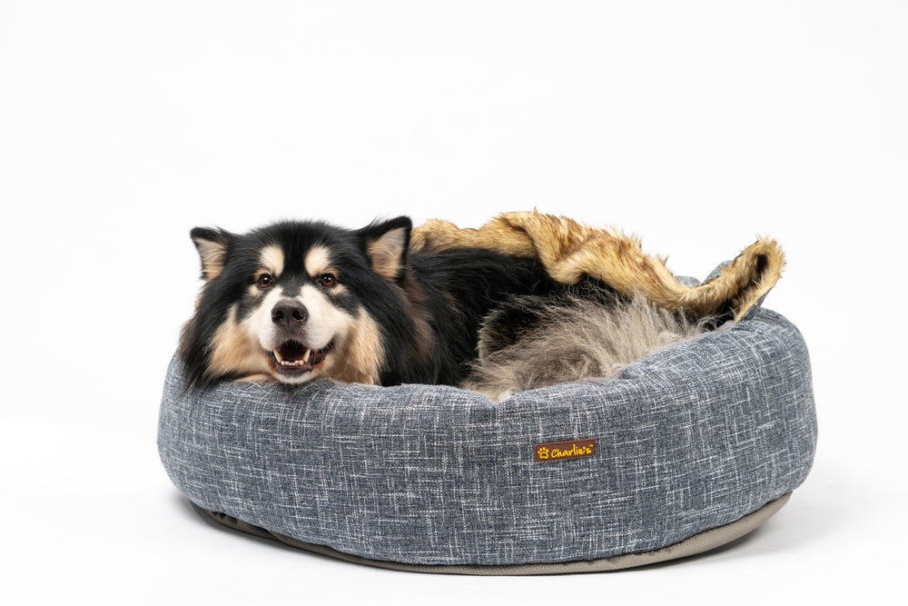 Charlie&#39;s Snookie Faux Linen Hooded Snuggle Dog Bed Dark Grey Small