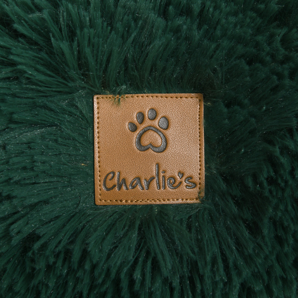 Charlie&#39;s Shaggy Faux Fur Donut Calming Pet Nest Bed Eden Green Large