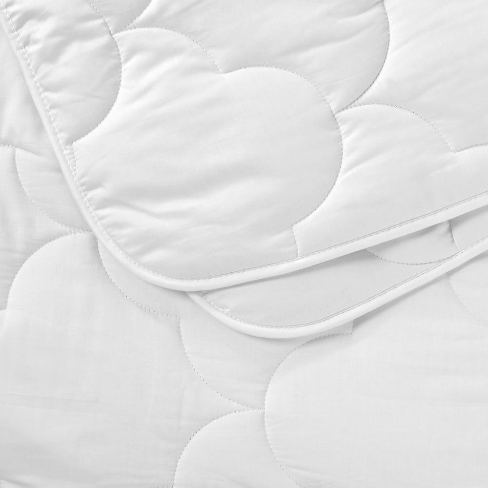 7007008 Natural Home Summer Cotton Quilt 250gsm - White - Queen Bed