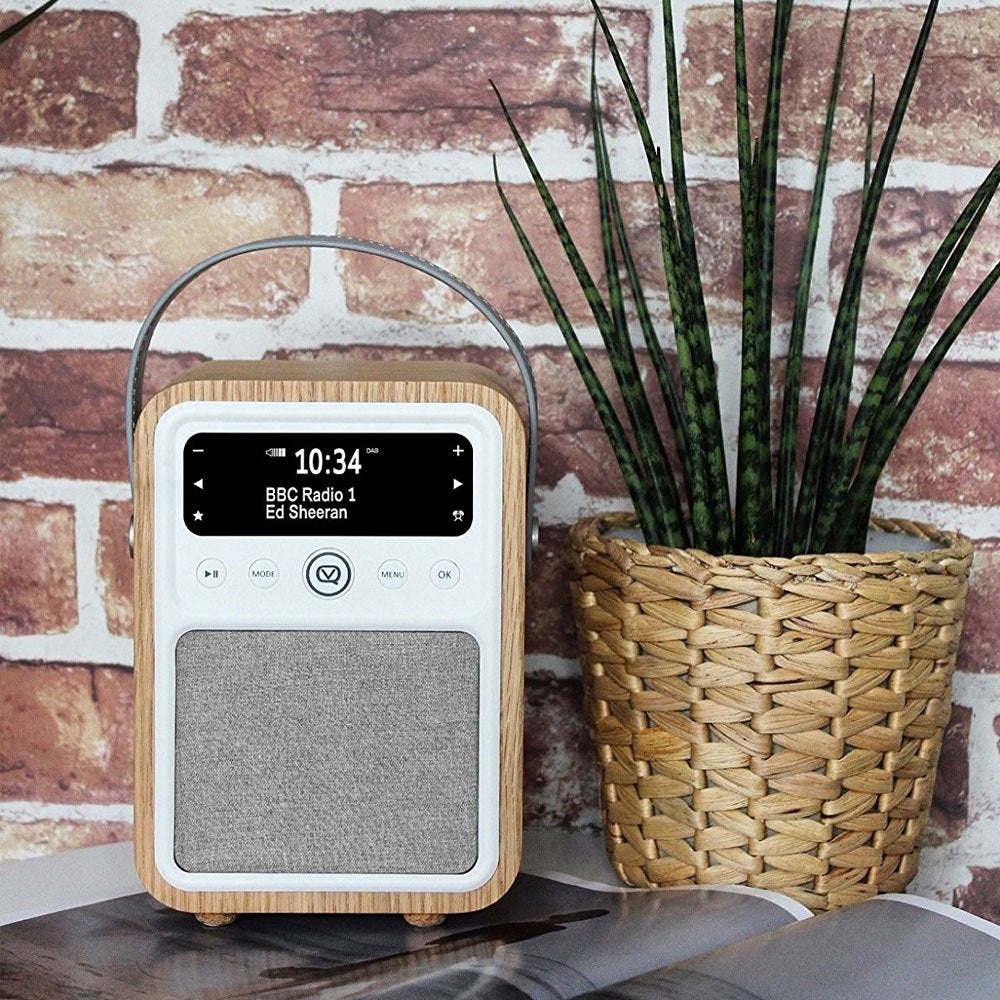 VQ Monty DAB+/Digital Radio/FM/Bluetooth/Alarm Clock - Oak