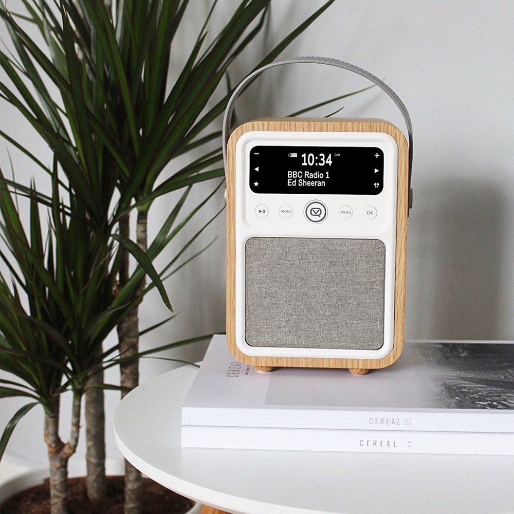 VQ Monty DAB+/Digital Radio/FM/Bluetooth/Alarm Clock - Oak