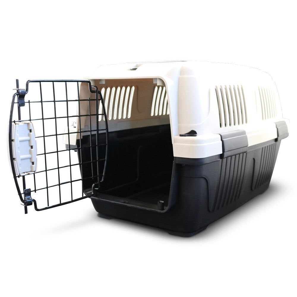 Paws &amp; Claws Deluxe Pet Carrier w/Lock - Small