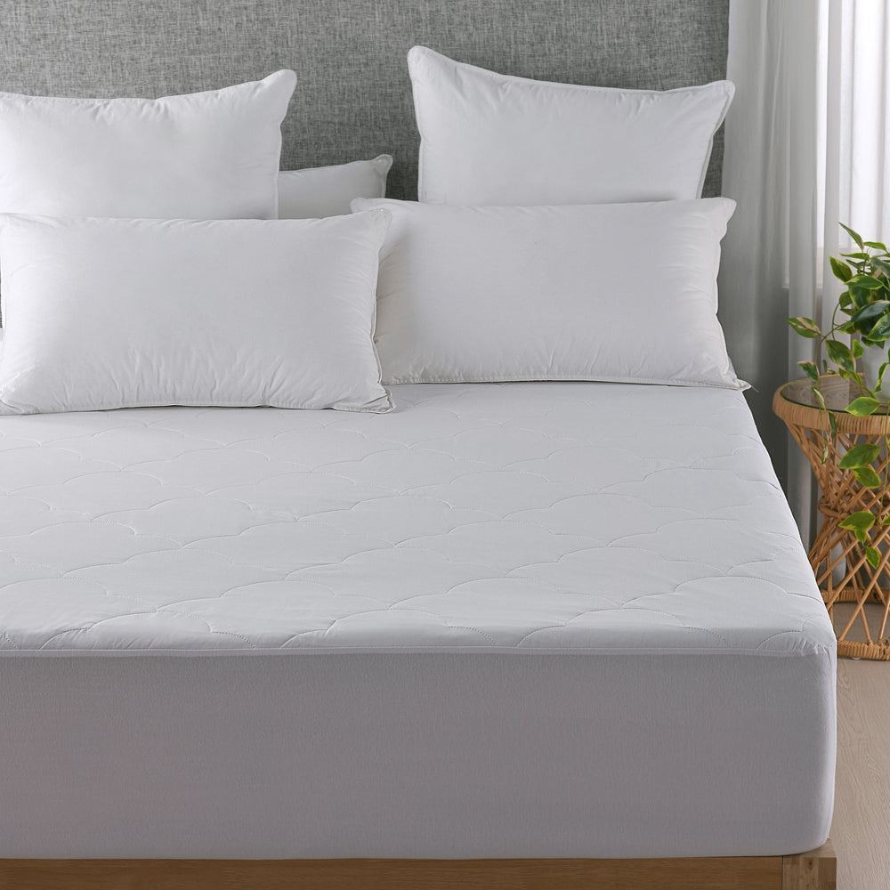 Dreamaker Quilted Cotton Filled Mattress Protector Queen Bed