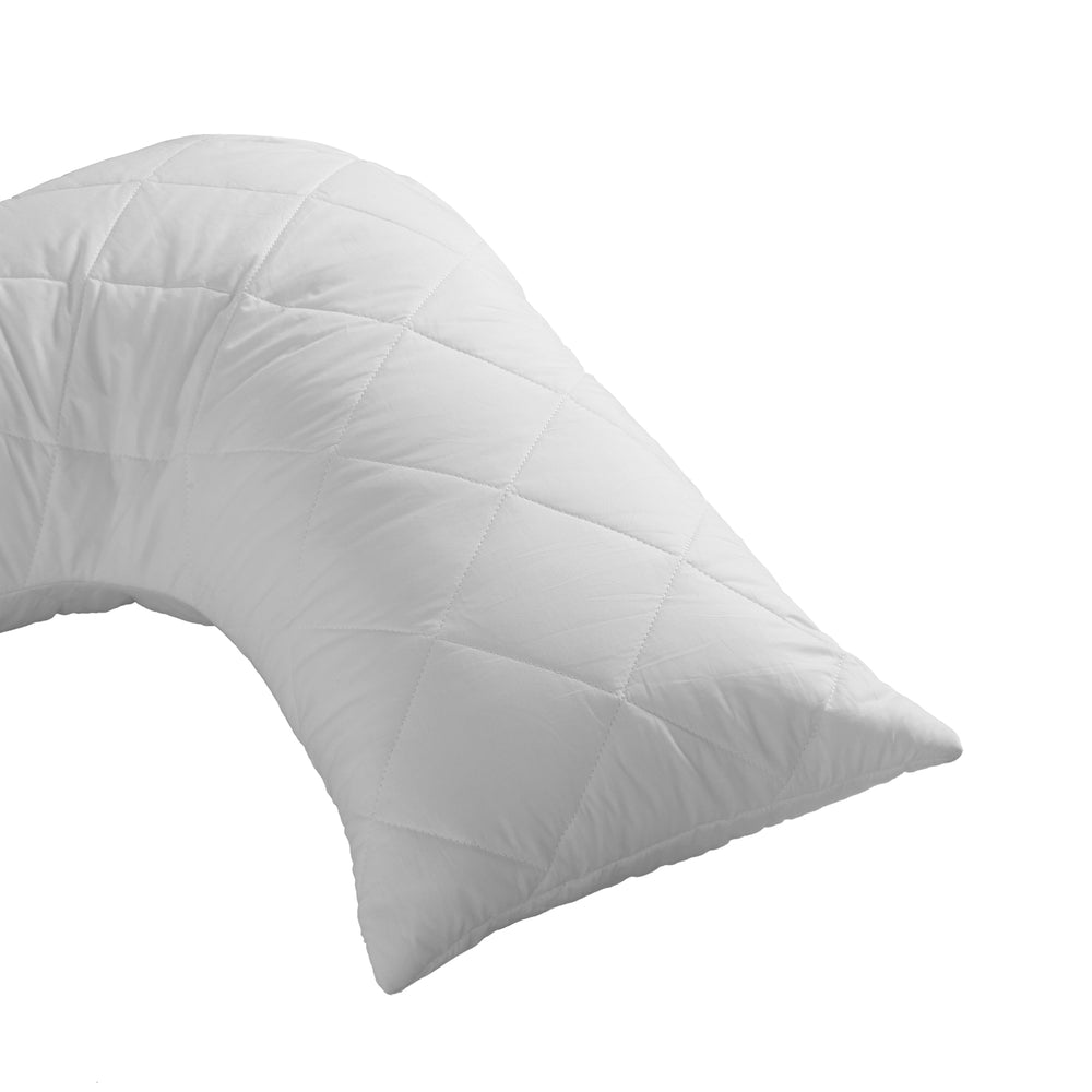 9009517 Dreamaker V shape quilted pillow protector