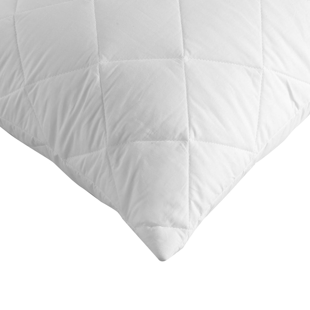 9009518 Dreamaker King size quilted pillow protector