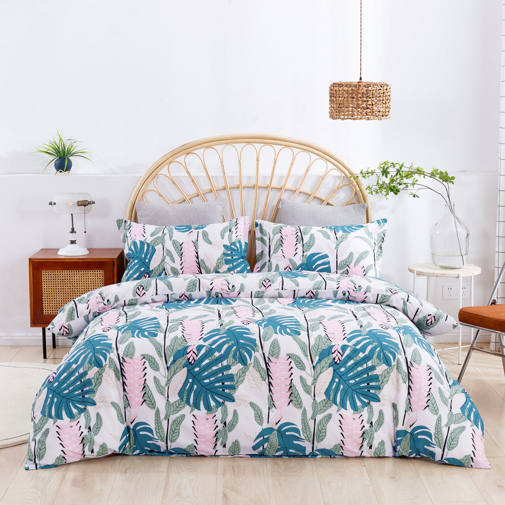 Dreamaker Printed Quilt Cover Set Natural Queen Bed