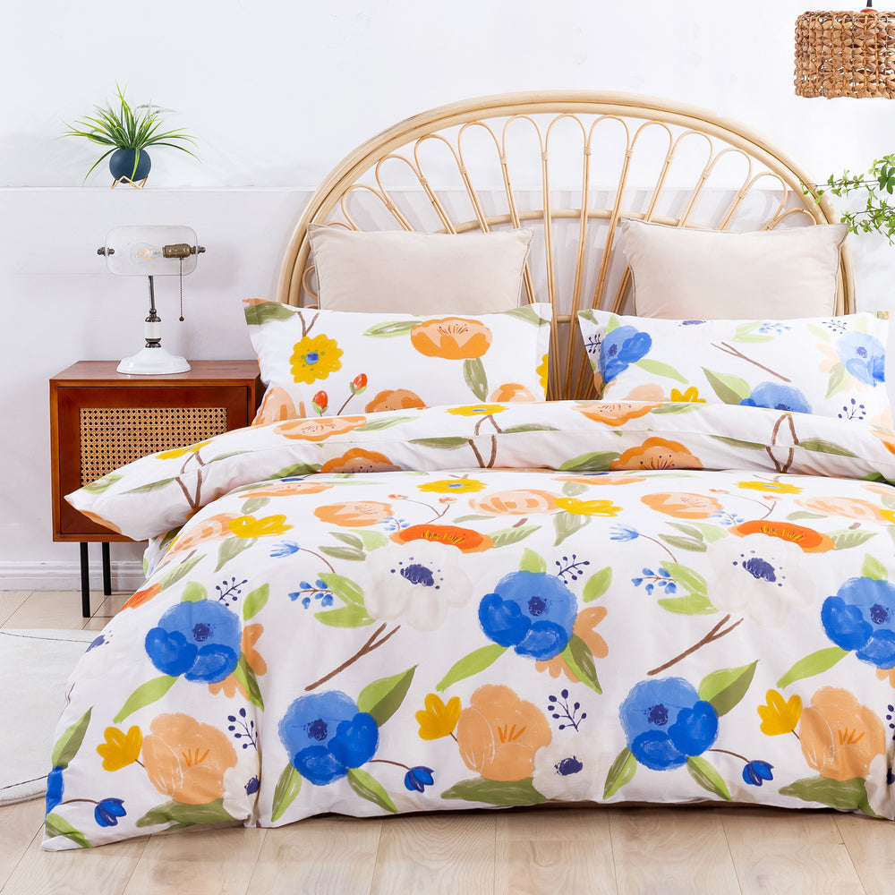 Dreamaker 100% Cotton Sateen Quilt Cover Set Lily in Orange Print King Bed