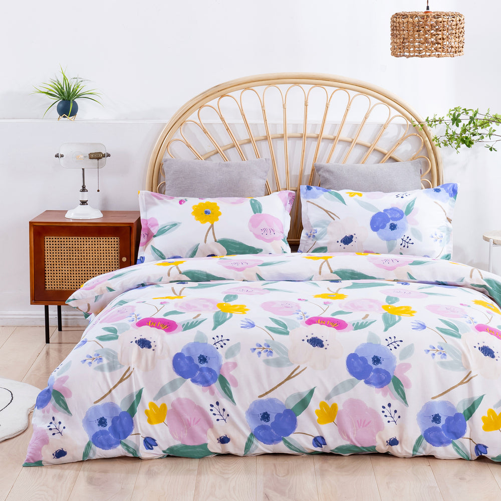 Dreamaker Printed Quilt Cover Set Lily in Purple King Bed