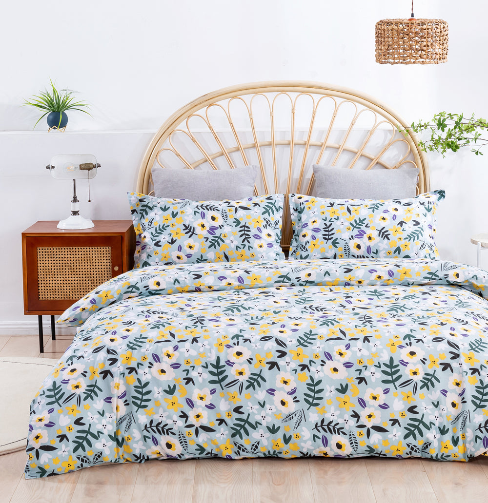 Dreamaker Printed Quilt Cover Set Green to Alice Single Bed