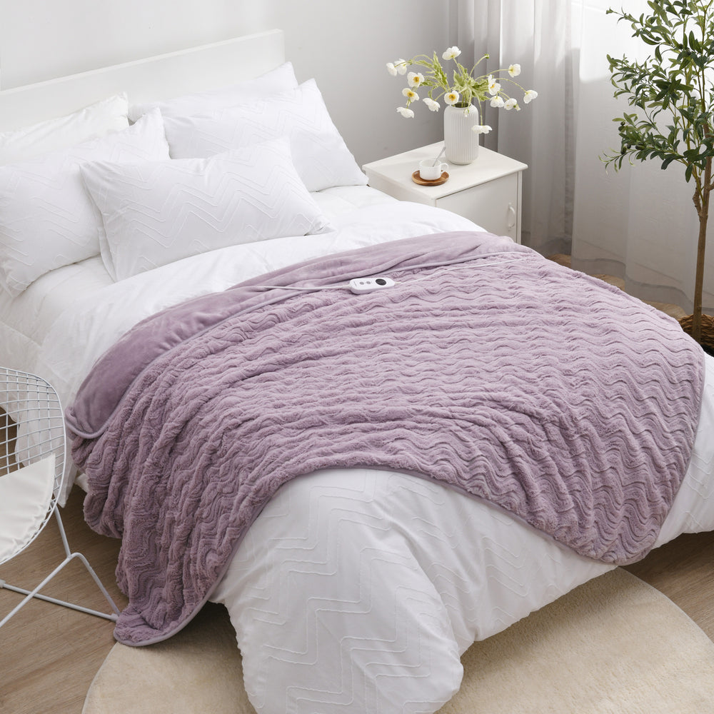 Dreamaker 500gsm Faux Fur Heated Throw Lavender 200 x 180cm