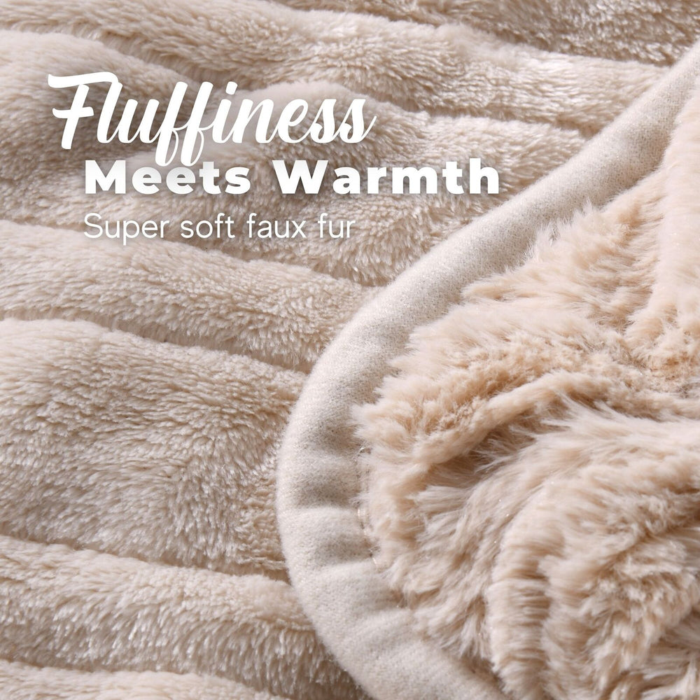 Dreamaker 500gsm Faux Fur Heated Throw Natural 200 x 180cm