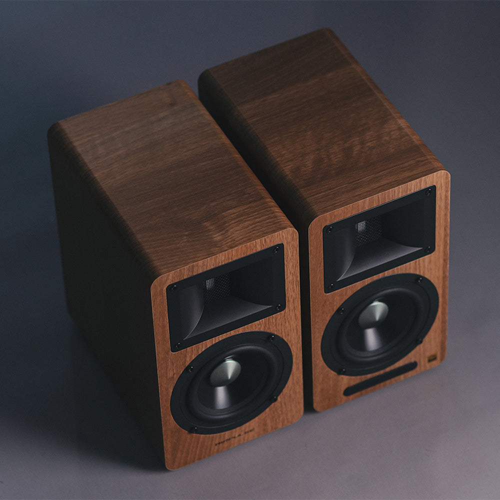 Airpulse A80 Active Bookshelf Speaker System - Walnut