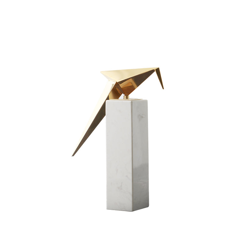 Viviendo Iconic Avian Plinth Art Sculpture in Marble &amp; Stainless steel - Large