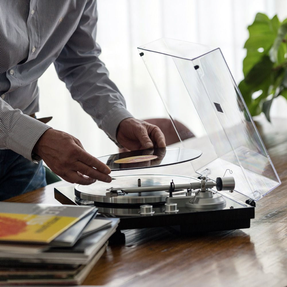 Lenco 42cm Aluminium Bluetooth Vinyl Record Turntable Walnut