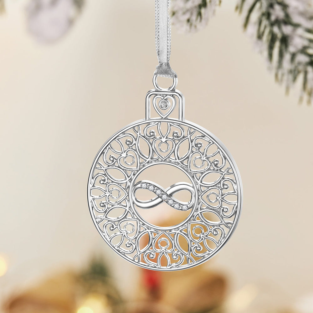 5 Piece Festive Ornaments Set in Silver