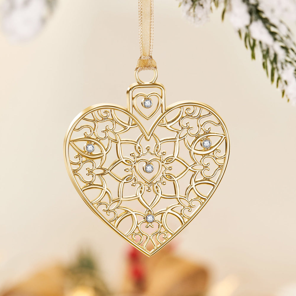 5 Piece Festive Ornaments Set in Gold
