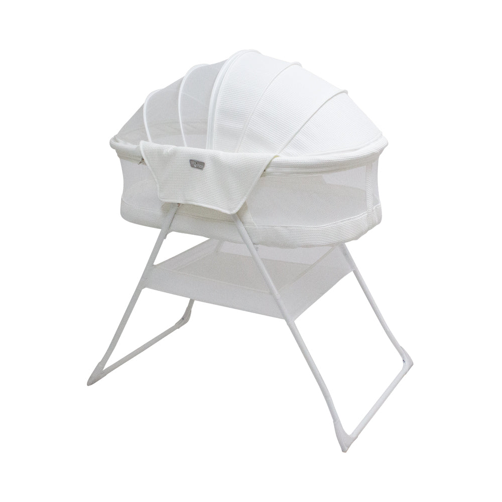 Valco Baby White Standing Rico Bassinet