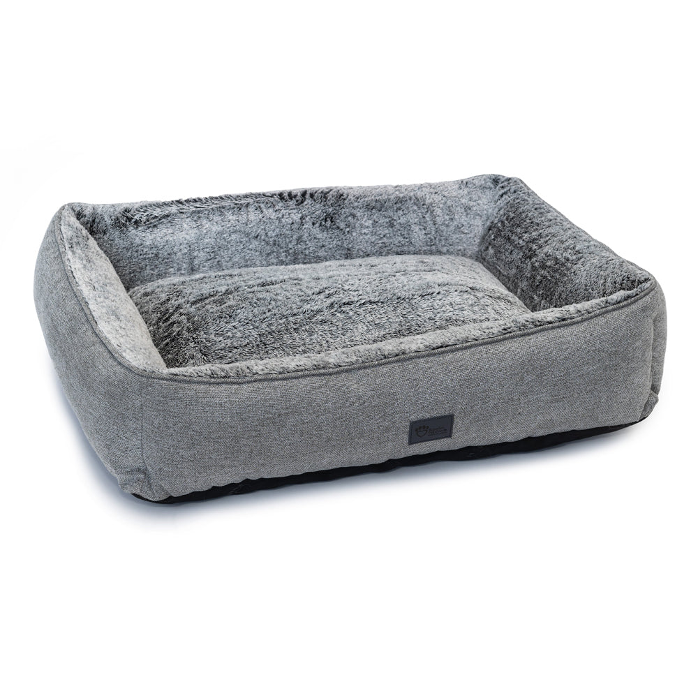 Superior Pet Goods Dog Lounger Artic Faux Fur Large Pet/Dog Bed