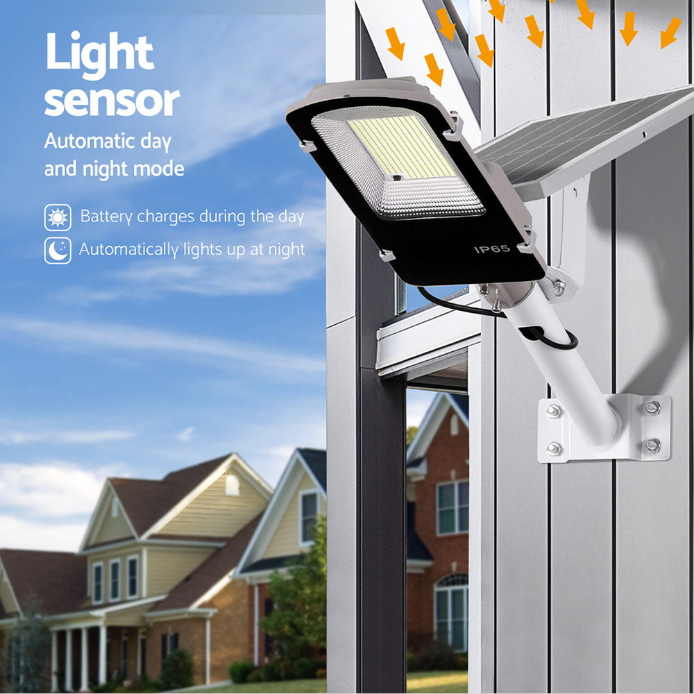 Leier 386 LED Solar Street Light Motion Sensor