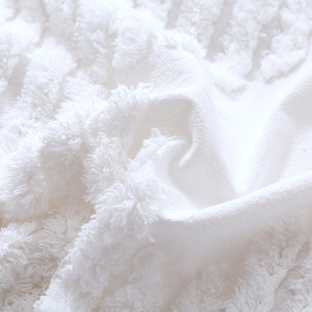 Dreamaker Cotton Vintage Washed Tufted Quilt Cover Set - Darvo - King Bed