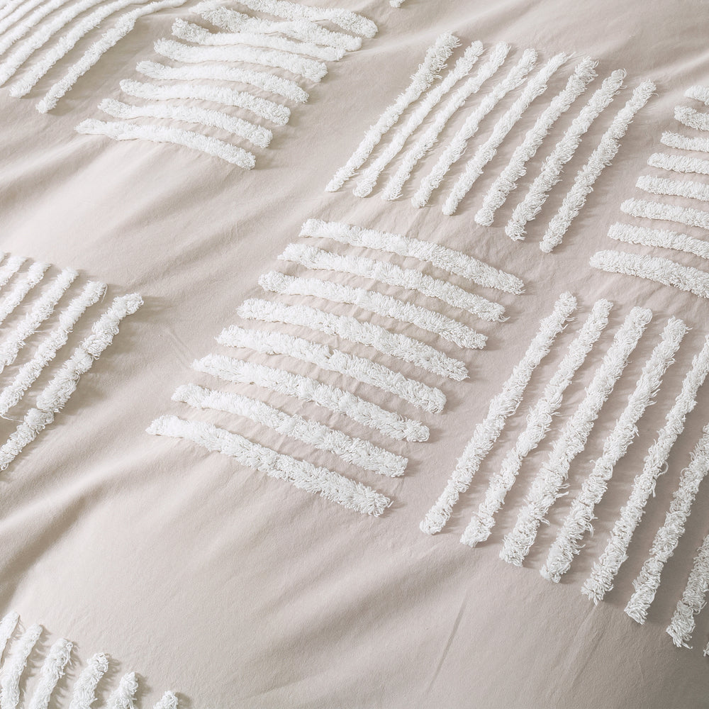 Dreamaker Cotton Vintage Washed Tufted Quilt Cover Set - Salma - Super King Bed