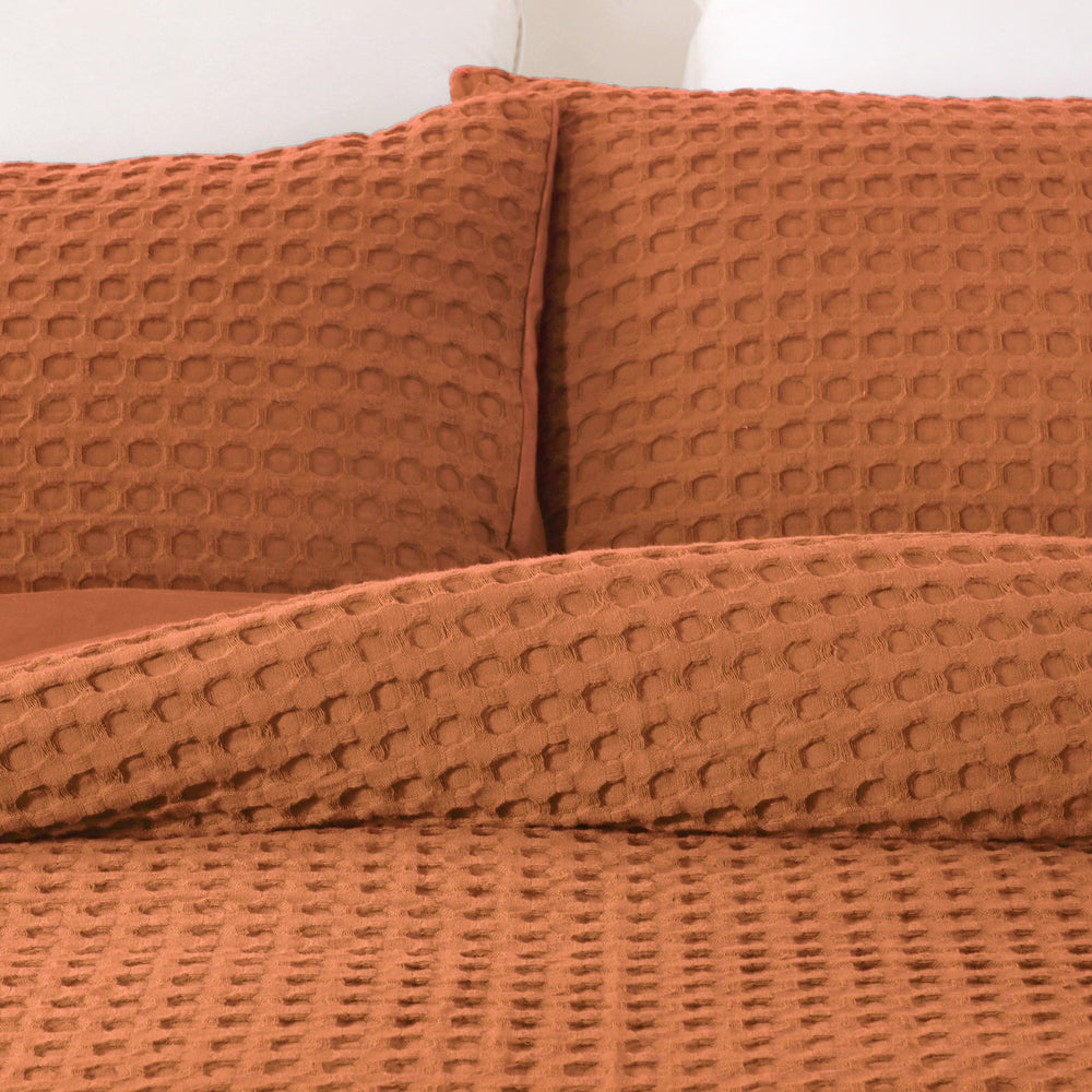 Dreamaker Cotton Waffle Quilt Cover Set King Bed Rust