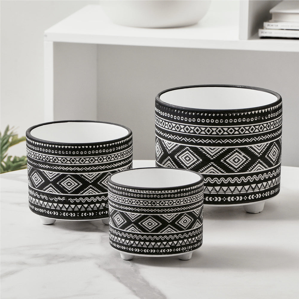 Marketlane Set of 3 Nesting Black Folk Terracotta Pots