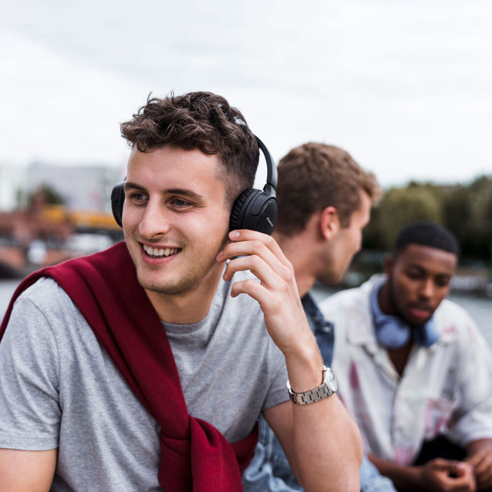 Pioneer S3 Wireless On Ear Headphone w/ Mic - Black